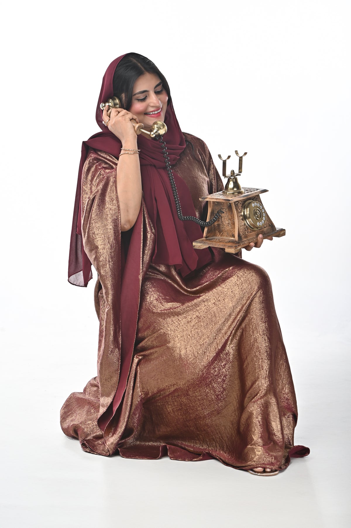 Butterfly ABAYA - Plum Metallic